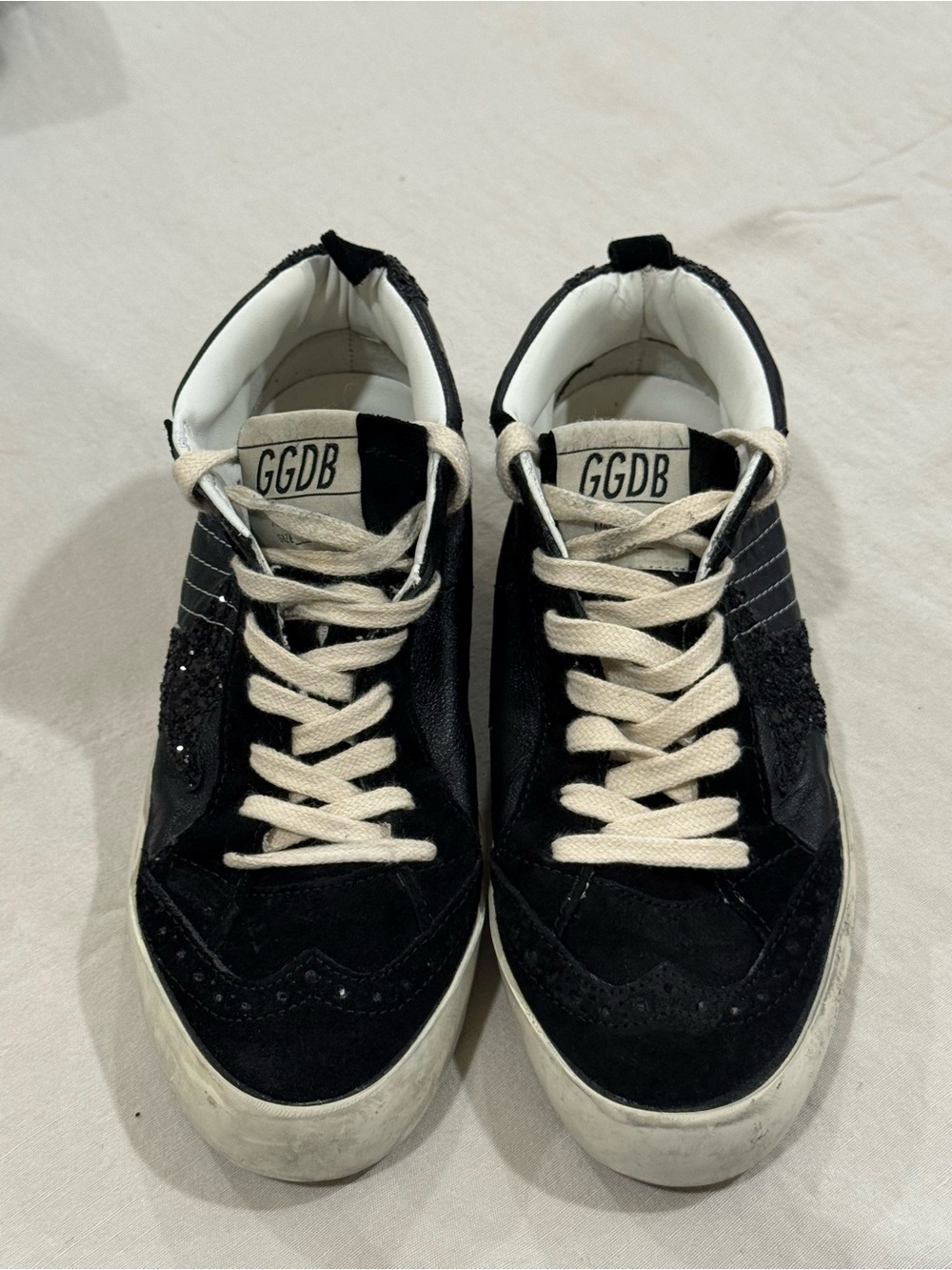 - Golden Goose Mid Star Sneaker in Black BT - Picture 2 of 11